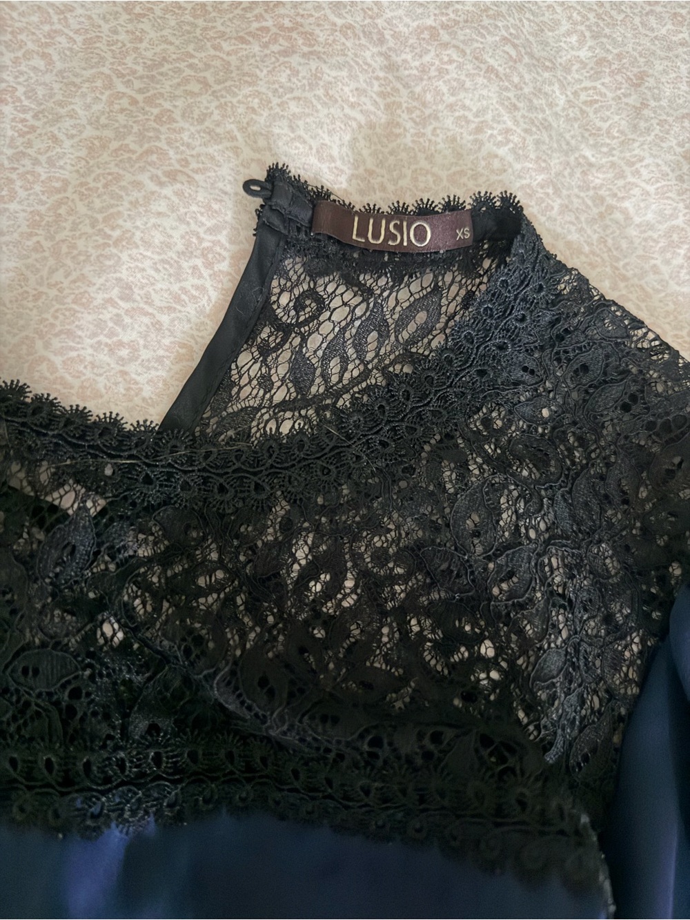 Lusio blouse size XS